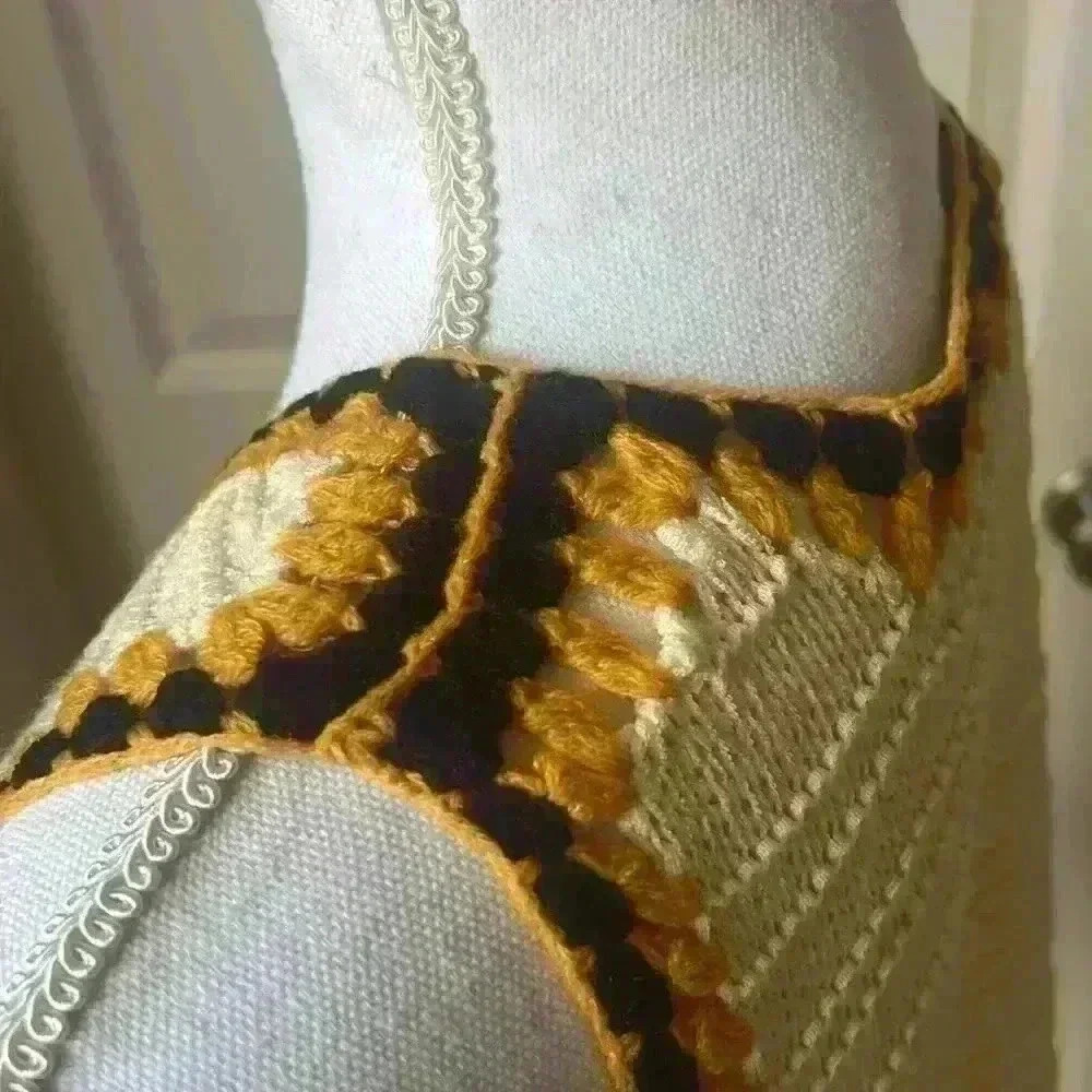 Boston Proper ladies crochet top. NWOT. Medium. Excellent condition. Cream - Picture 12 of 14